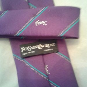 💜 Vintage YSL 💯% Silk Tie 💜